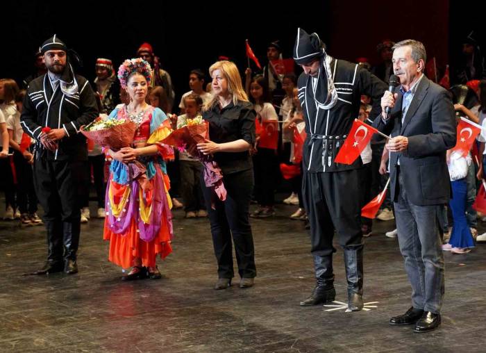 Halk Dansları Topluluğu Tam Not Aldı