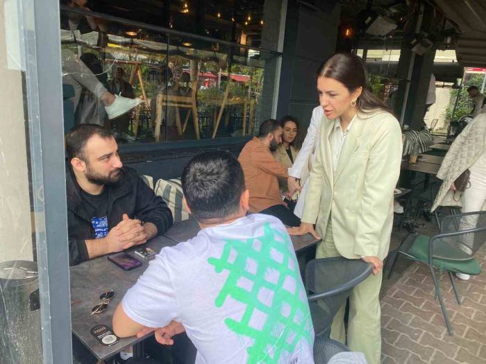 Ak Parti İstanbul 3. Bölge Milletvekili Ayan, Yeşilköy’de Cumhurbaşkanı Erdoğan’a Destek İstedi