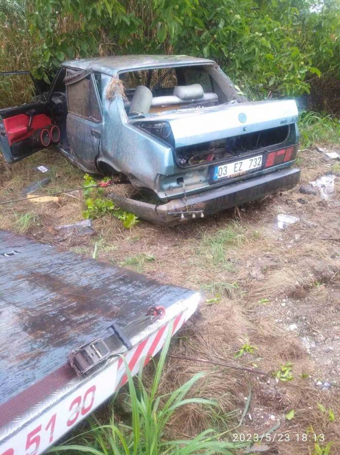 Buharkent’te Trafik Kazası: 2 Yaralı