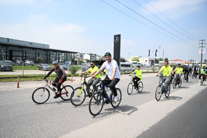 Başkan Kocaman Gençlerle Pedal Çevirdi
