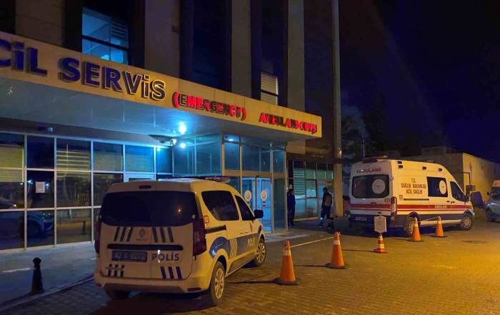 Konya’da Minibüs İle Otomobil Çarpıştı: 9 Yaralı