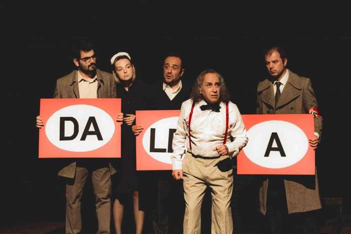 ‘korku Ve Sefalet’ Oyunu Seyirciyle Buluştu