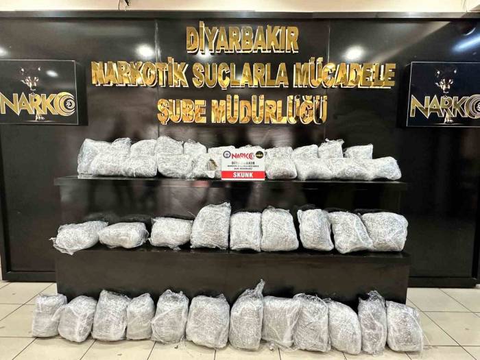 ‘dur’ İhtarına Uymayan Zehir Taciri Kapanla Yakalandı