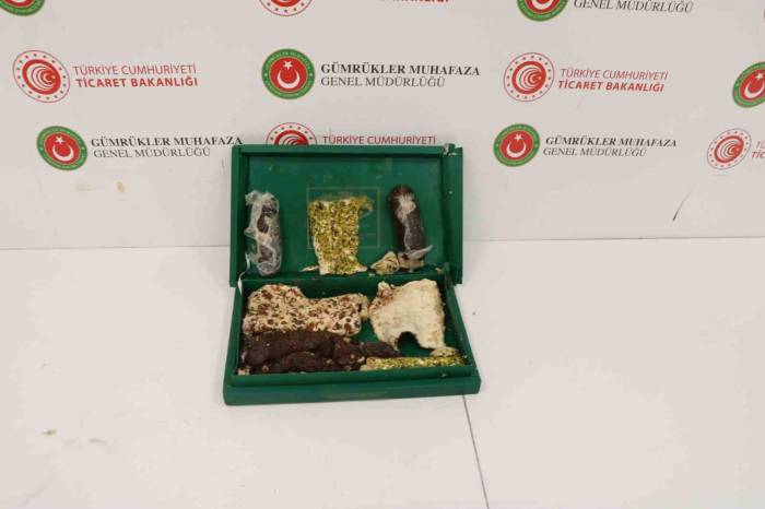 İstanbul Havalimanında Lokum Kutusundan Uyuşturucu Çıktı