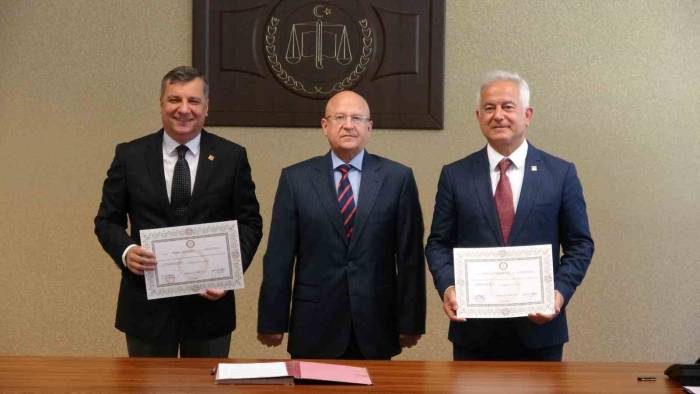 Chp Çanakkale Milletvekilleri Mazbatalarını Aldı