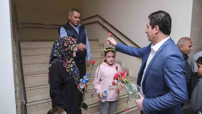 Başkan Güngör Afetzedeleri Yalnız Bırakmıyor