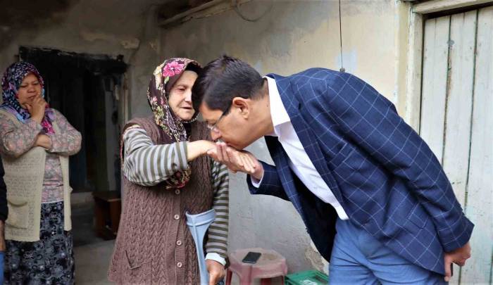 Başkan Özcan: "seçim İçin Her Şeyi Yapabilecek Bu Zihniyetten Utanıyoruz"