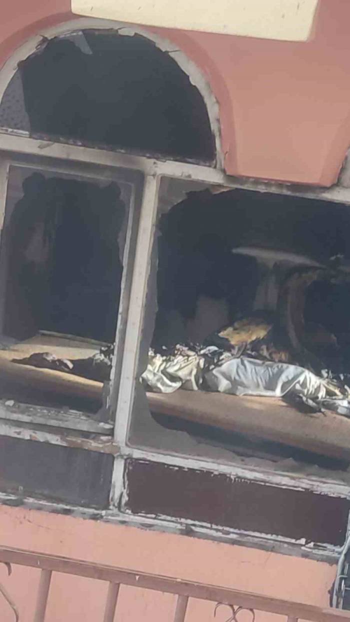 Batman’da Apartman Dairesinde Yangın Paniği