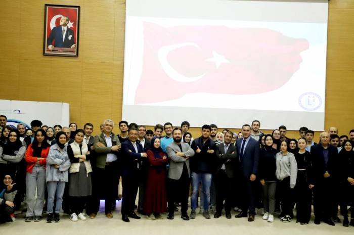 Bayburt’ta Lgs Ve Yks Öğrencilerine Yönelik Sınava Hazırlık Ve Motivasyon Semineri