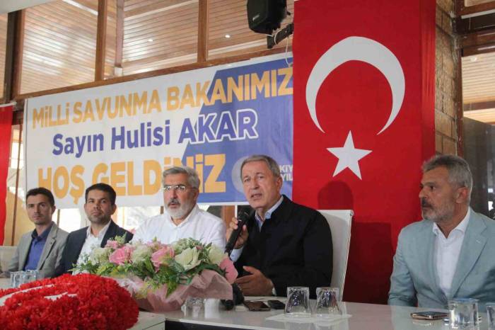 Bakan Akar: "çakma Terörle Mücadeleciler Ortaya Çıktı"