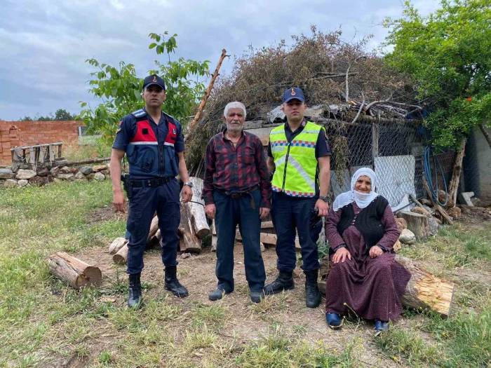 Kaybolan Küçükbaş Hayvanları Jandarma Buldu