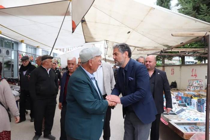 Başkan Suer, Pazar Esnafı İle Bir Araya Geldi