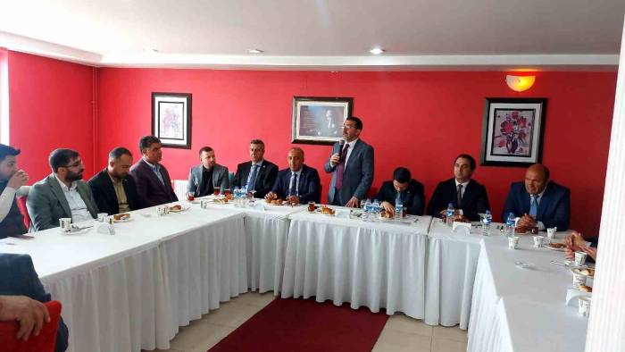Kars Milletvekili Çalkın, Sarıkamış’ta Muhtarlar Bir Araya Geldi