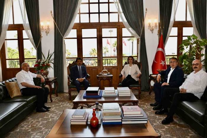 Vali Becel Ve Başkan Savran Hatay’da