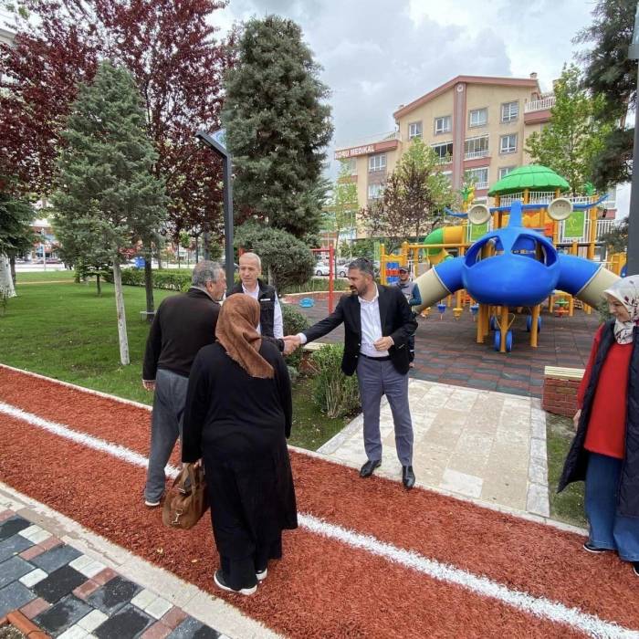 Pursaklar’da Yenilenen Park Vatandaşların Hizmetine Sunuldu