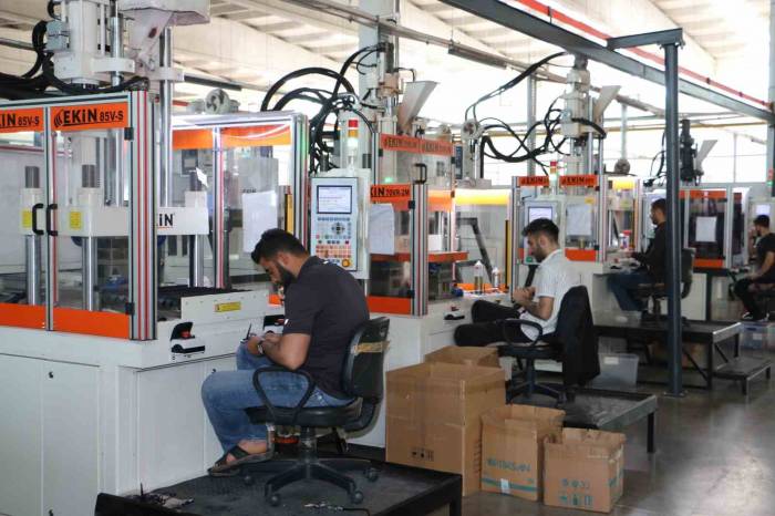 Avrupalılar Dünyaya Diyarbakır’da Üretilen Gözlüklerle Bakıyor