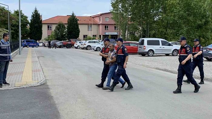 Cinayet Olayında Gelin Ve Kayınpeder Tutuklandı