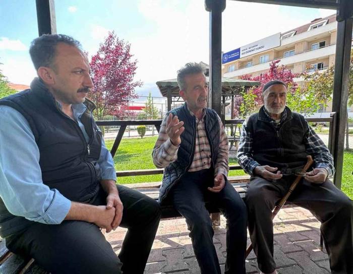 Depremin Yaraları Hep Birlikte Sarılıyor