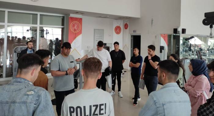 Meslek Lisesi Öğrencileri Nevü’de