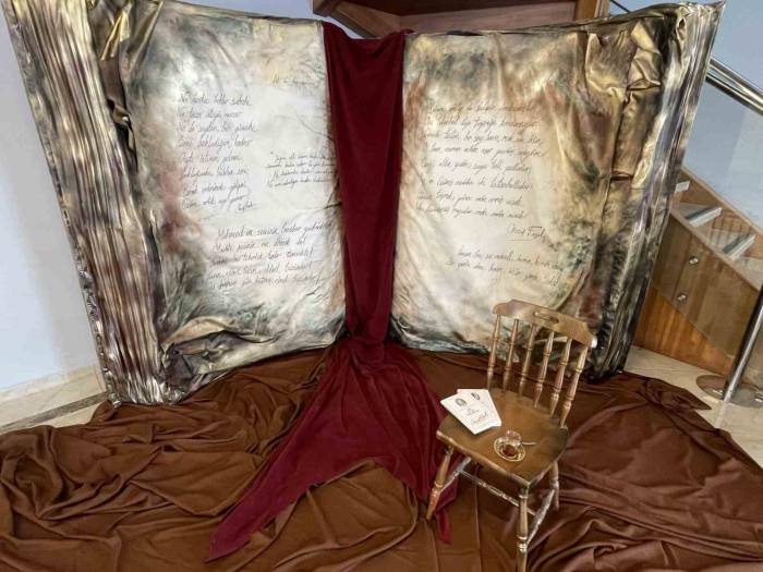 Necip Fazıl Kısakürek Vefatının 40. Yılında Etkinliklerle Anıldı