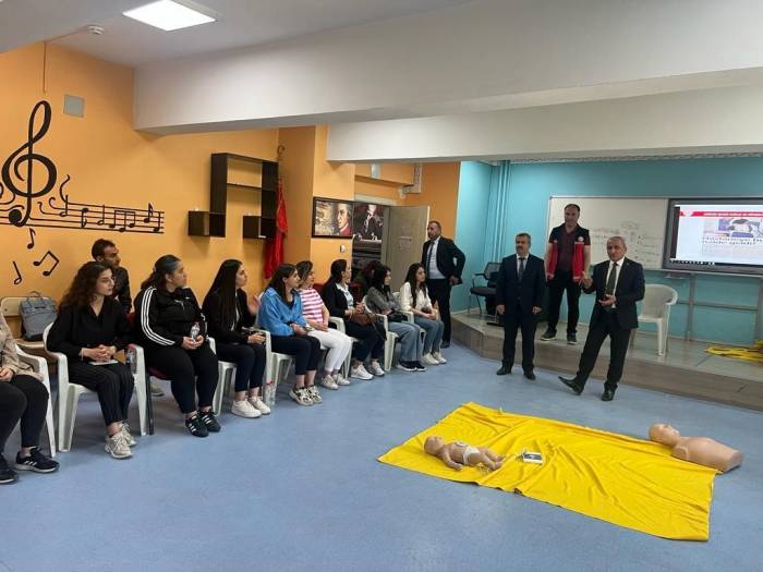 Hakkari’de İlk Yardım Kurslarına Talep Arttı