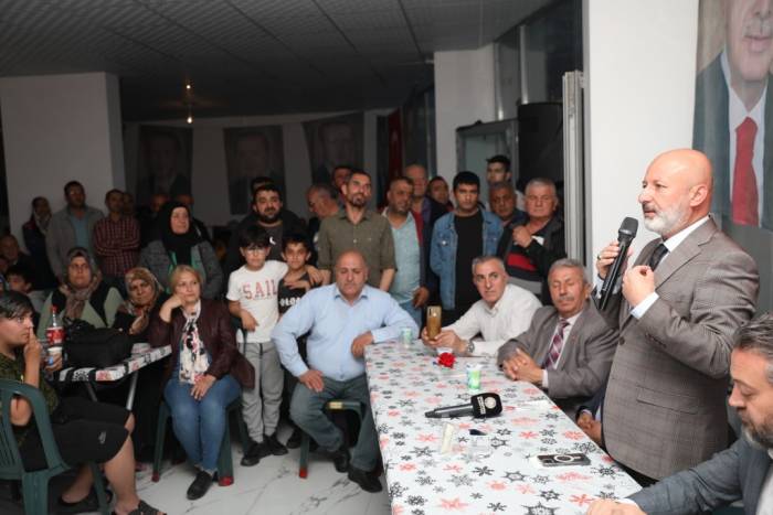 Başkan Çolakbayrakdar: "her Bir Mahallenin Hem Başkanı Hem De Evladı Yaklaşımıyla Çalışıyorum"