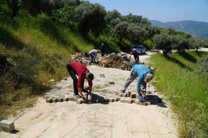 Halk Ve Belediye El Ele Verdi, Üreticiler İmeceyle Yola Kavuştu