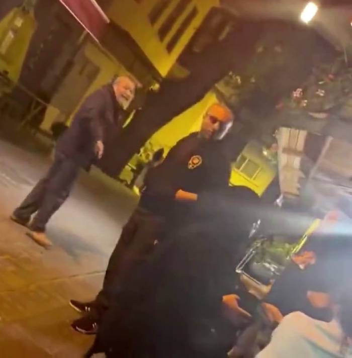 Üsküdar’da Kadınlara Çirkin Saldırı: Mekandan Kovmaya Çalıştı