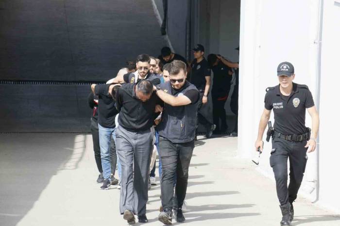 Adana’da 16 Milyonluk “sazan Sarmalı” Operasyonunda 6 Tutuklama