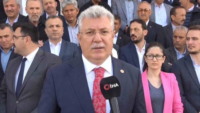 Ak Parti Grup Başkan Vekili Akbaşoğlu’ndan İmamoğlu’na Tepki: “bütün Pazarcı Esnafından Özür Dilemeye Davet Ediyorum”