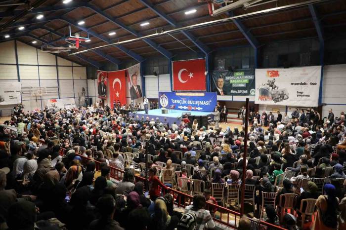 Akyazı’da Gençlik, Hayati İnanç’la Buluştu