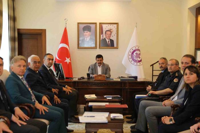 Burdur’da Seçim Güvenliği Toplantısı Gerçekleştirildi