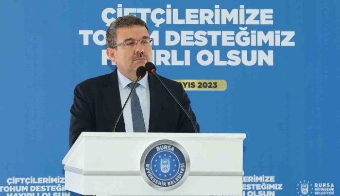 Büyükorhanlı Çiftçiye Silajlık Mısır Tohumu