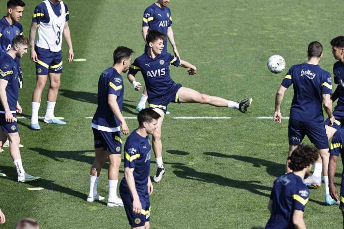 Fenerbahçe, Antalyaspor Maçı Hazırlıklarına Başladı
