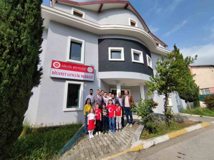 Gölcük Diyanet Gençlik Merkezi Hizmete Girdi