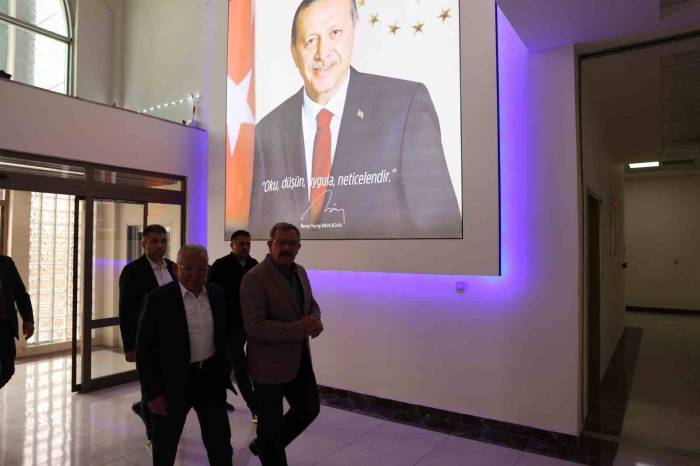 Başkan Büyükkılıç’tan Göksun Ve Elbistan’a Ziyaret