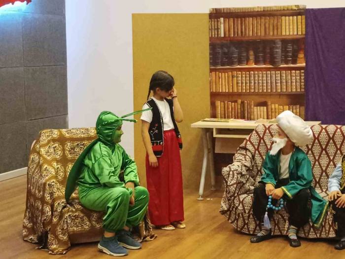 Drama Kursu Öğrencilerinin Oyunu Büyük Beğeni Topladı