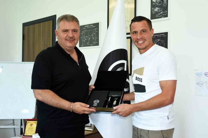 Manisa Fk’da Edgar Prib İle Yollar Ayrıldı