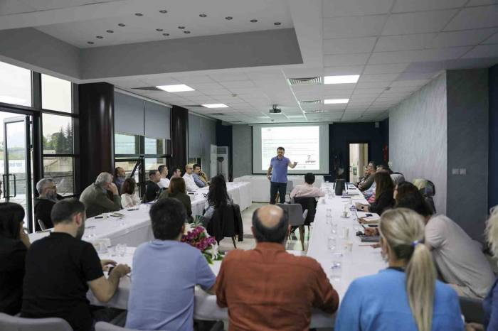 Subü’de Kalite Yönetim Sistemi Eğitimleri Verildi