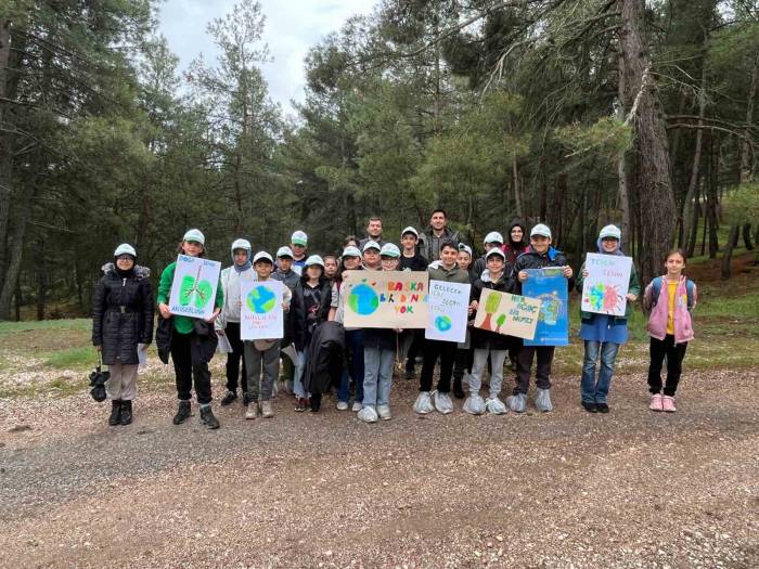 1 Eylül İmam Hatip Ortaokulu Öğrencilerinden “doğanın Sesine Kulak Ver” Projesi