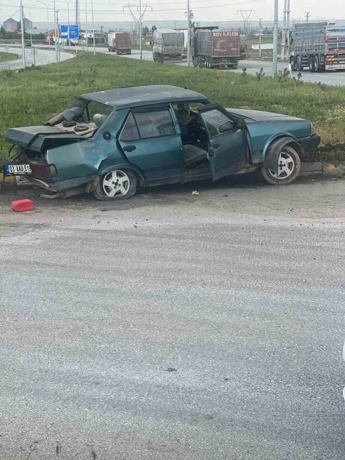 Kamyon İle Otomobilin Çarpıştığı Kazada 1 Kişi Yaralandı