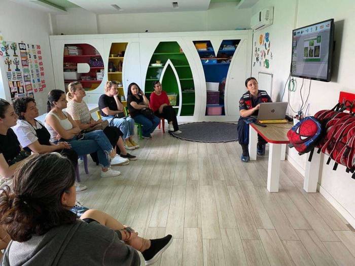 Jandarma, 5 Ayda 2 Bin Kadına Uyuşturucu Bağımlılığını Anlattı