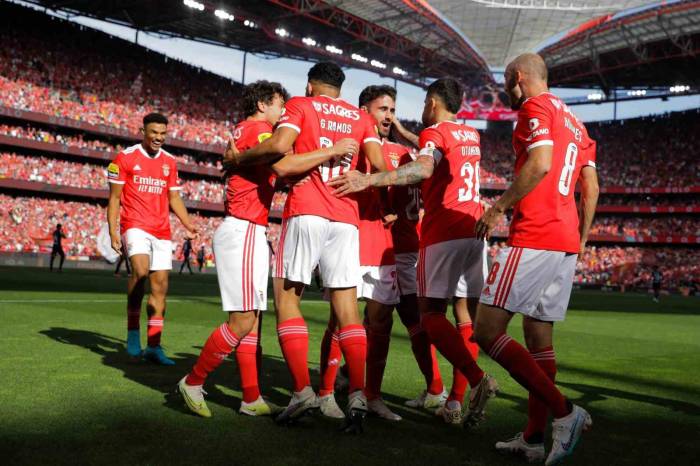 Benfica 4 Yıl Aradan Sonra Şampiyon