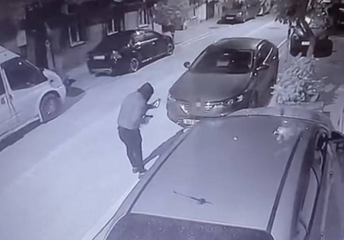 Kurşunlamadan Önce Görüntülü Arayıp Onay Aldı