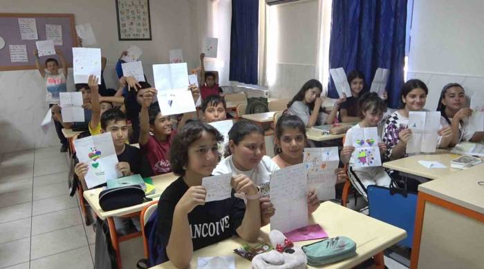 Vanlı Öğrencilerden, Depremzede Öğrencilere Duygulandıran Mektup