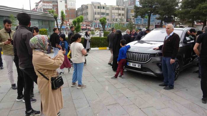 Van’da Togg’a Yoğun İlgi