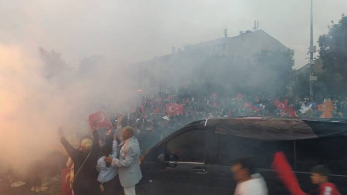 Lüleburgaz’da Seçim Kutlamaları