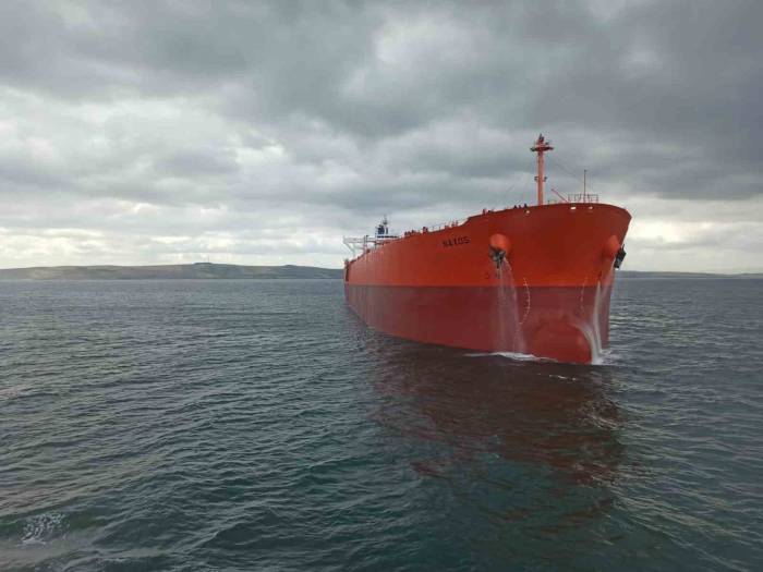 Çanakkale Boğazı’nda Boş Tanker Makine Arızası Yaptı