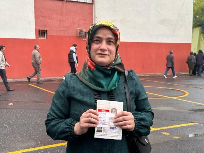 Oy Kullanabilmek İçin Azerbaycan’dan Geldi