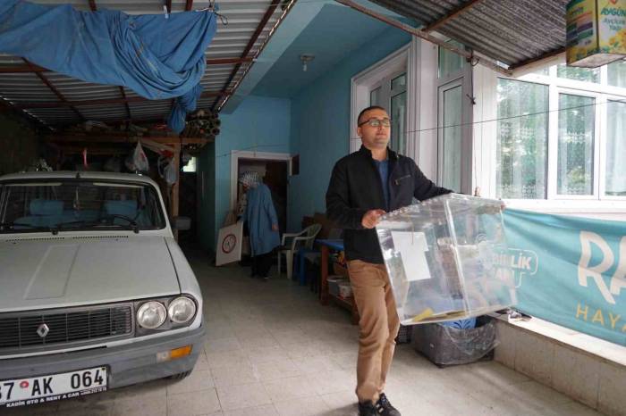 Seyyar Sandıklar Hasta Ve Engelli Vatandaşların Ayağına Gitti